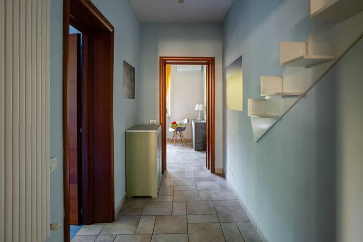 Appartamento Fronte Mare Con Parcheggio Privato Пескара Экстерьер фото